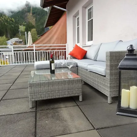 Διαμέρισμα Zippy Penthouse Lake & Mountain Views Τσελ αμ Ζέε